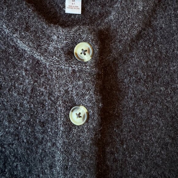 TEA COLLECTION Button Up Cape Shawl Girls 6-7  M Cozy Gray Boucle Poncho Grey - Picture 3 of 5